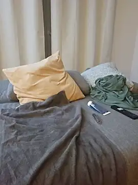 Lokomo32 live XXX chat