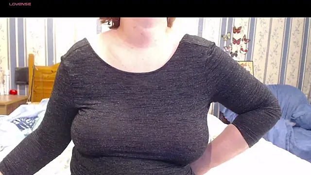 AMARILLIS' Live XXX Chat