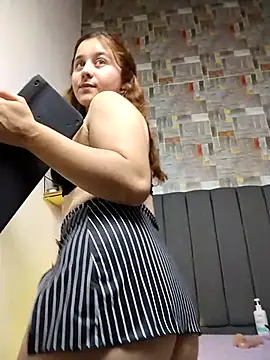 Chat +18 de whitney_brown_ ao vivo