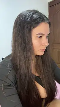 دردشة LaiaGomez الجنسية المباشرة
