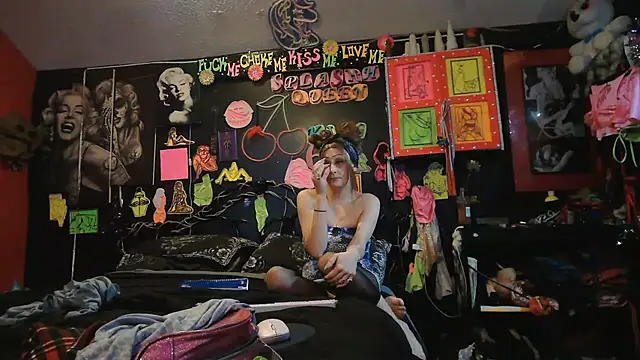 Splash_Queen420 – Live XXX-chat