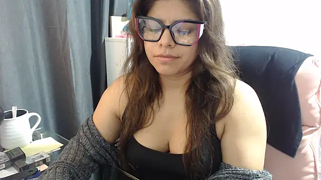 XXX chat uživo modela KatteAngelLat