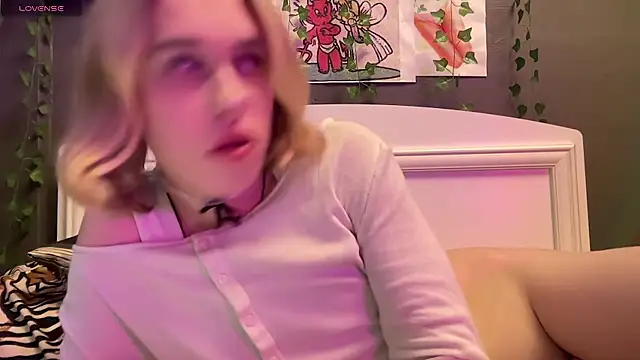 Онлайн чат XXX Miss_Amy00