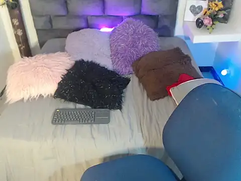 Valentine_Rose Live XXX-Chat