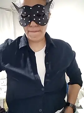 แชท XXX สดของ Nergiz2135