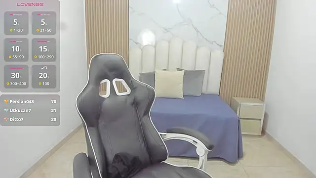 Chat XXX ao vivo de Aziz_daud
