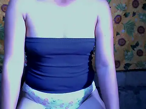 SweetHotBabe18's Live XXX Chat