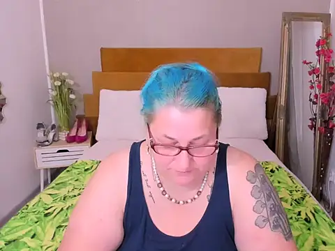 Sugarmommy_69X's Live XXX Chat