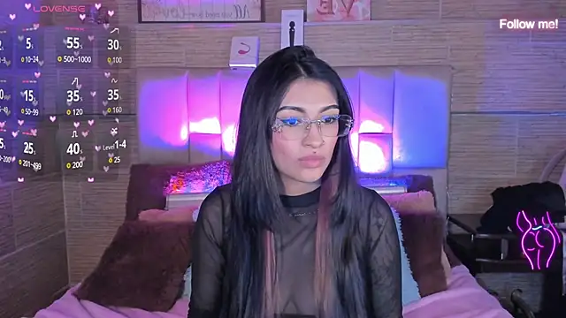 mia_devine_ Live XXX-chat