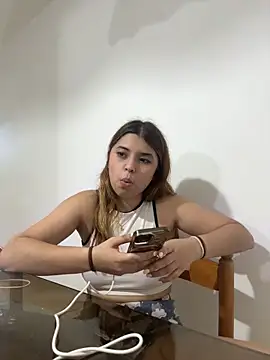 baddieasiantv Chat XXX in diretta