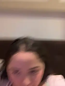 Chat +18 de brazillliangirl ao vivo