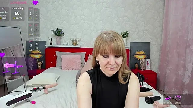 Chat +18 de KattyPeachX ao vivo
