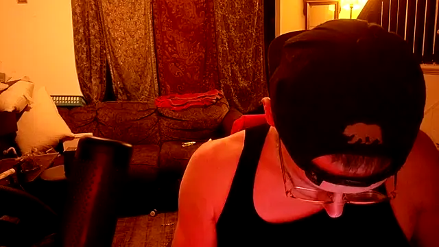 MasterDaddyCool Chat XXX in diretta