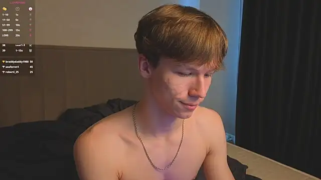 cuMte_boy élő XXX-chatje