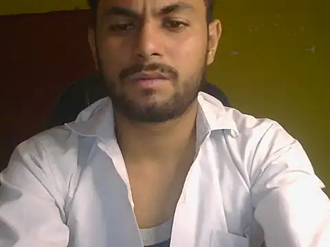 Chat +18 de Stubborndesiboy ao vivo
