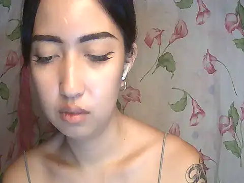 دردشة XXnaughty_08XX الجنسية المباشرة