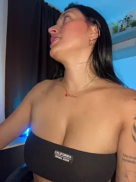 ANABOONCE_ live XXX chat