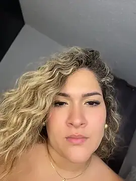 Sara_smiiith211: απευθείας συνομιλία ΧΧΧ