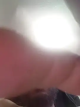 Chat +18 de AurNegru ao vivo