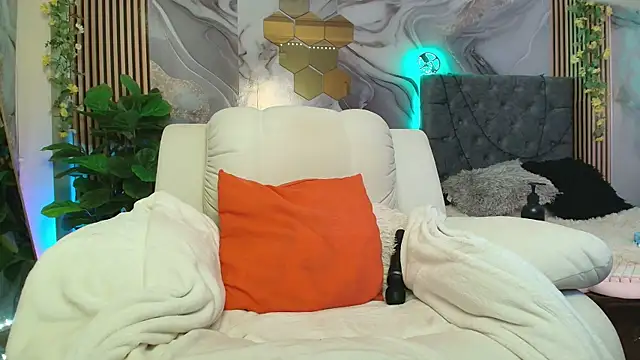 concubine Adlı Modelin Canlı XXX Sohbeti
