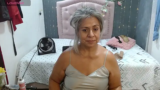 lalisha_96 Adlı Modelin Canlı XXX Sohbeti