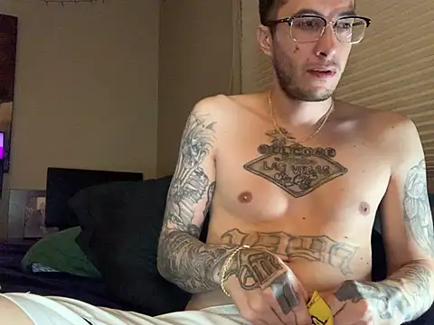 JuicyJoshy – Naživo XXX chat