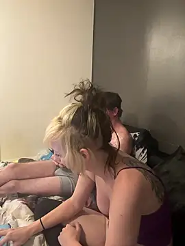 Mikes450 live XXX chat