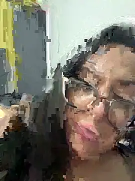 MileyGia's Live XXX Chat