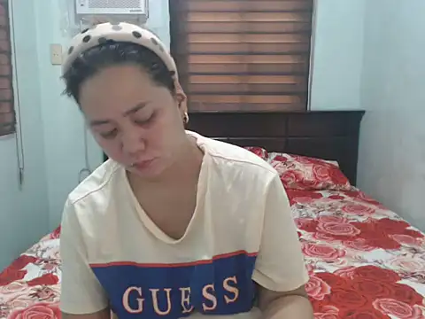 Hello_Kiffy69 Obrolan Langsung XXX