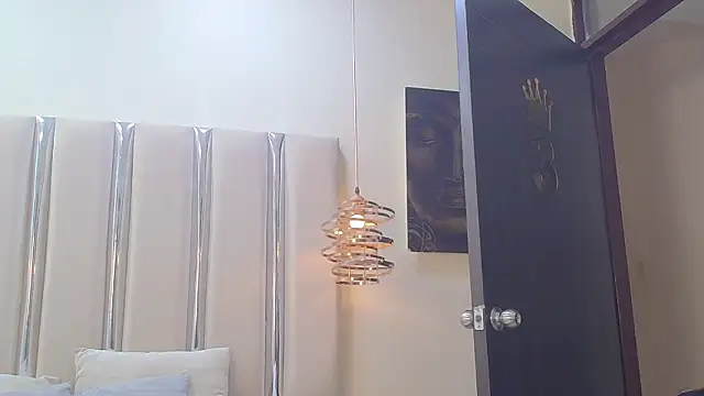 Živý XXX chat LeoDrake_