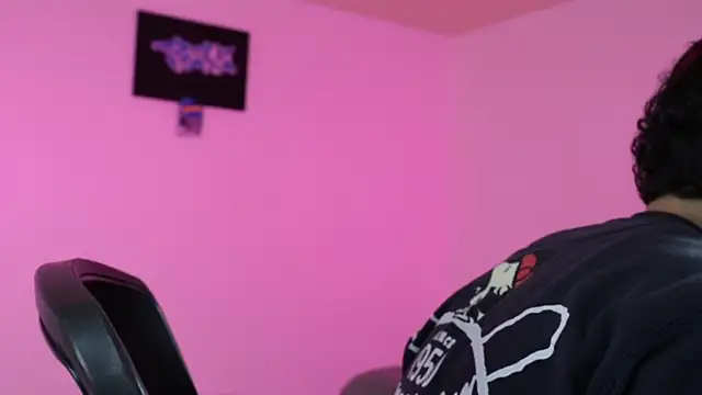 trieone Live XXX-Chat