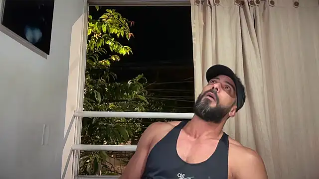 Онлайн чат XXX romeolovedark
