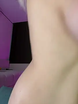 Luv_Doll's Live XXX Chat