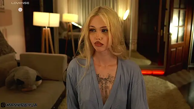 ManiFreyja Chat XXX in diretta