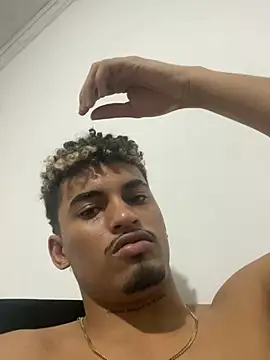 ARES_DAM – Naživo XXX chat