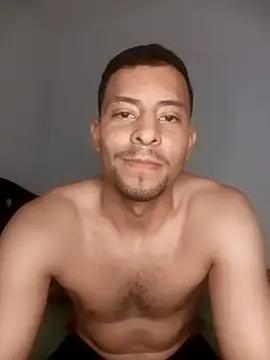 Chat +18 de Cris_LaCobra_ ao vivo