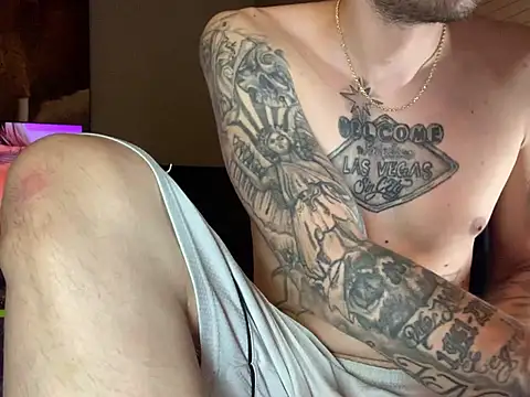 JuicyJoshy élő XXX-chatje