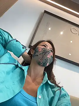 kiss_loo Chat XXX live