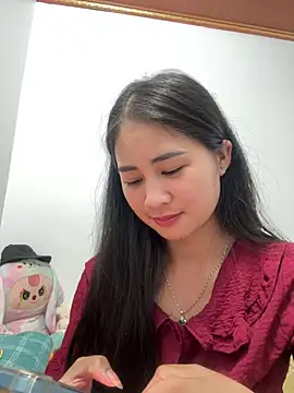 Chat XXX en directo de LittleSun_
