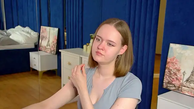 AdaRunen Live XXX chat