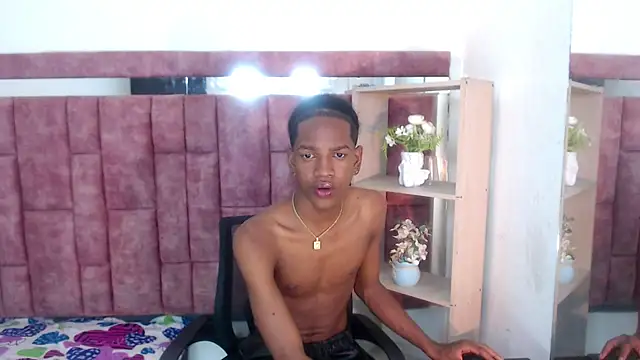 AfroWayuuu live XXX chat