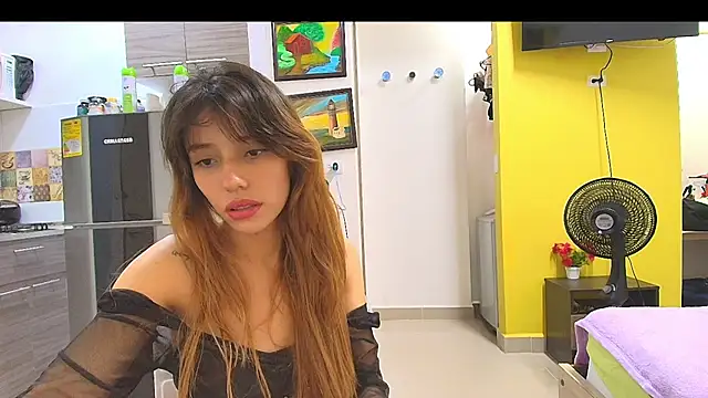 Alaiapinkn Live XXX chat