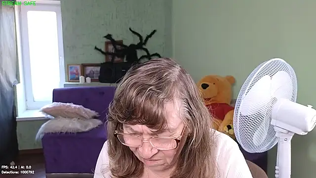 Betty_Brickn Live XXX chat