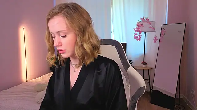 EvaHamilton Live Chatrum