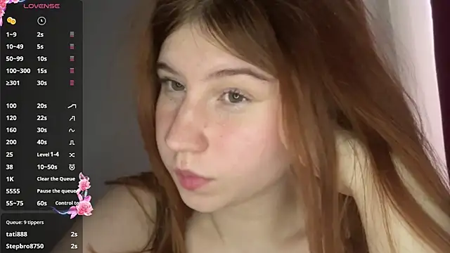 Chat +18 de EmmaLovelyBB ao vivo