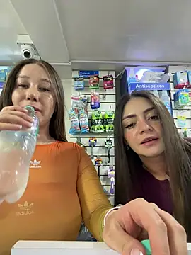 roouse live XXX chat