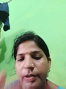 Joohi_Chawla143's Live XXX Chat