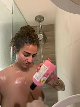 XXX chat uživo modela silkygemm