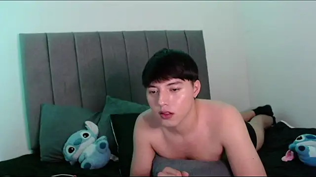 XXX chat uživo modela Oustin_Start
