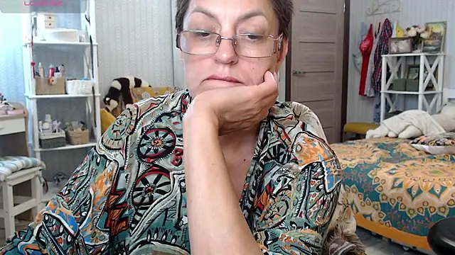 BloomingAllure: απευθείας συνομιλία ΧΧΧ